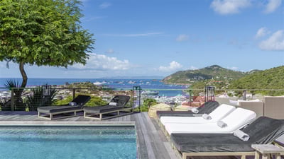 Luxury Villa Photo #3