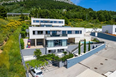 Luxury Villa Photo #59