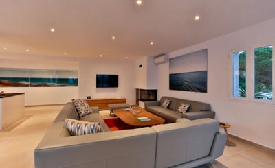 Luxury Villa Photo #20