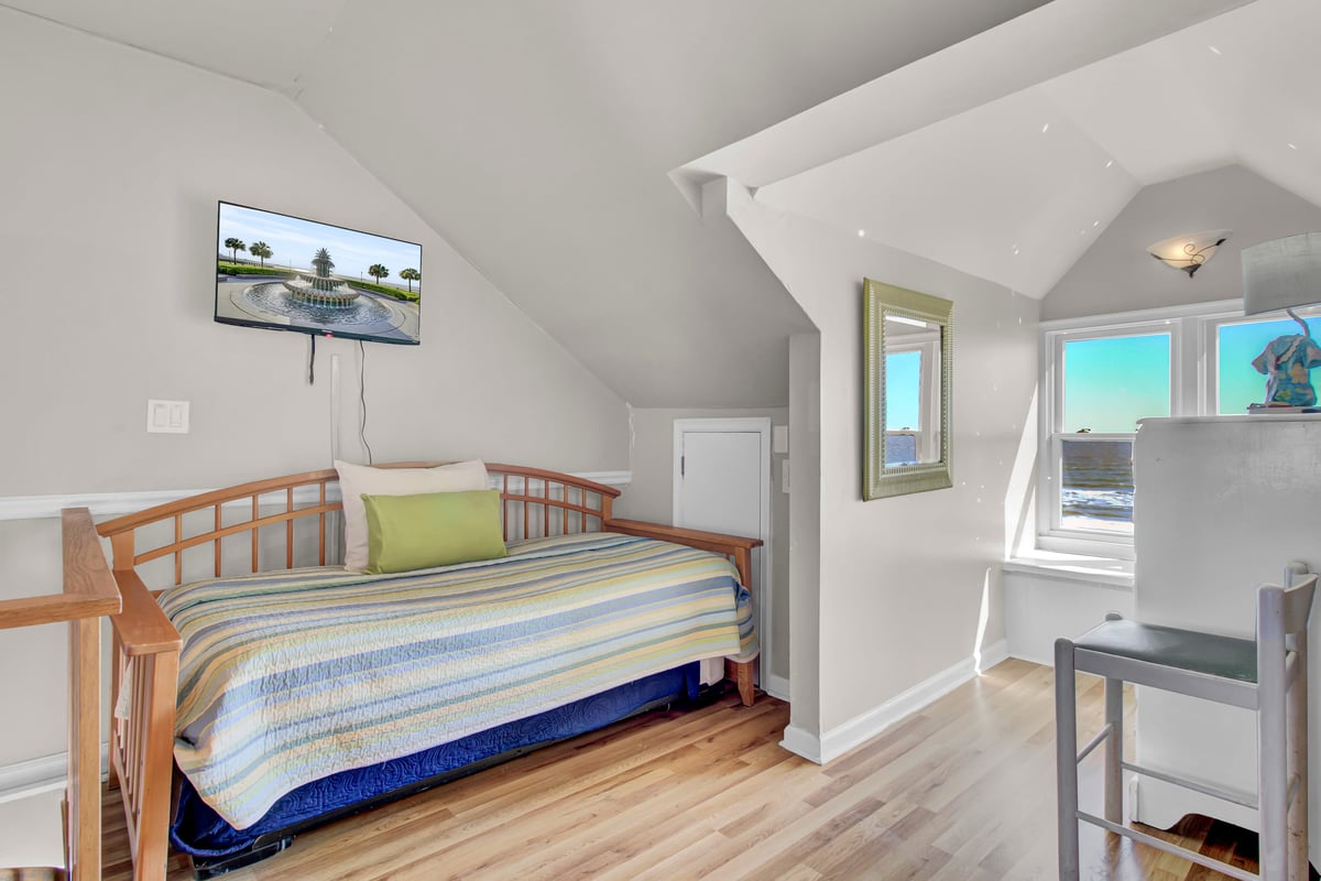 Atlantic Breeze Abode