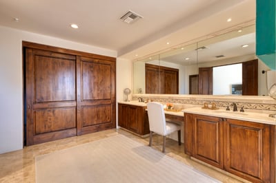 Luxury Villa Photo #44