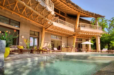 Luxury Villa Photo #8