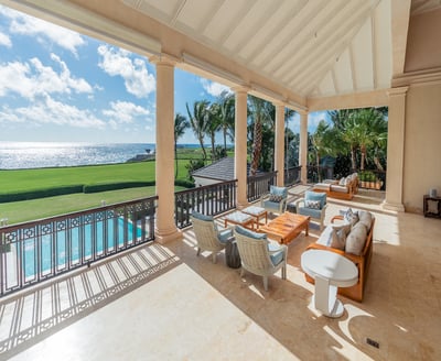 Luxury Villa Photo #18