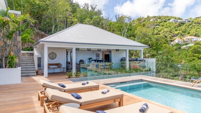 Luxury Villa Photo #2