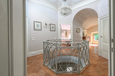 Luxury Villa Photo #84