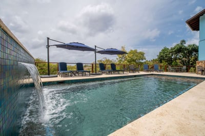 Luxury Villa Photo #7