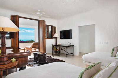 Luxury Villa Photo #24