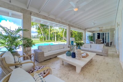 Luxury Villa Photo #13