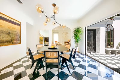 Luxury Villa Photo #19