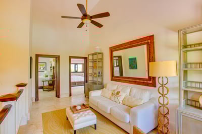 Luxury Villa Photo #30