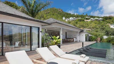 Luxury Villa Photo #2