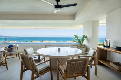 Luxury Villa Photo #6