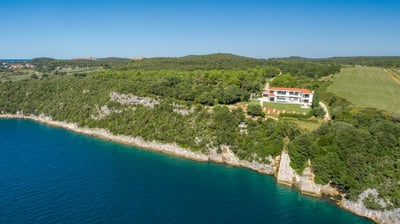 Luxury Villa Photo #2