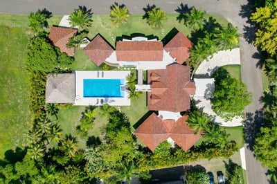 Luxury Villa Photo #2