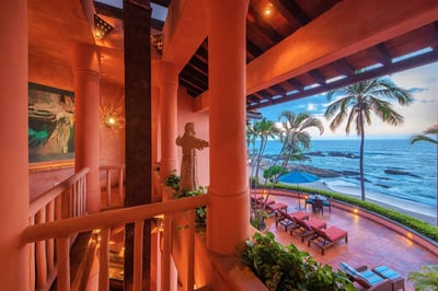 Luxury Villa Photo #5