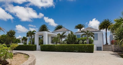 Luxury Villa Photo #22