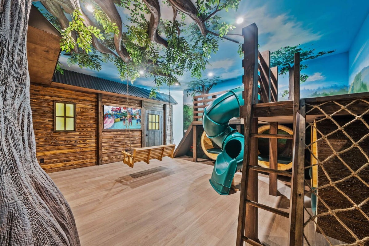 Reunion Royale Retreat