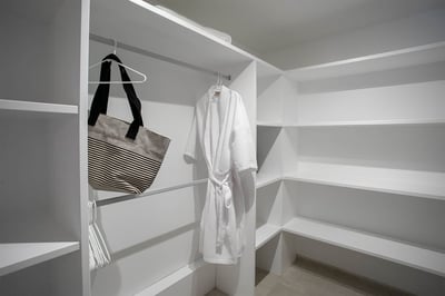 Luxury Villa Photo #33