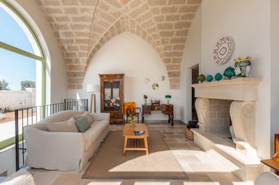 Luxury Villa Photo #14