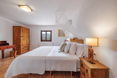 Luxury Villa Photo #34
