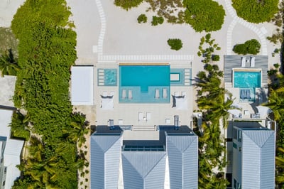 Luxury Villa Photo #9