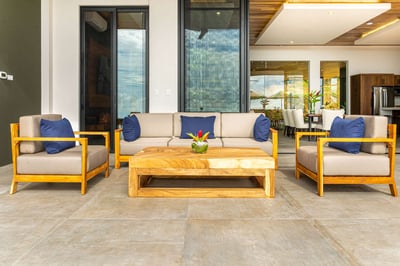 Luxury Villa Photo #10