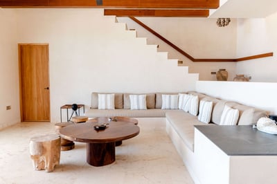 Luxury Villa Photo #12