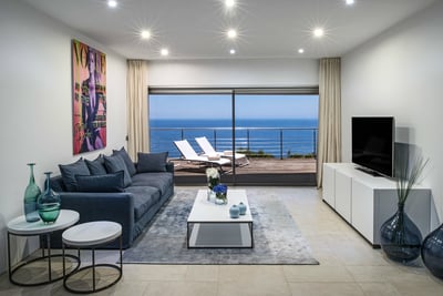 Luxury Villa Photo #11