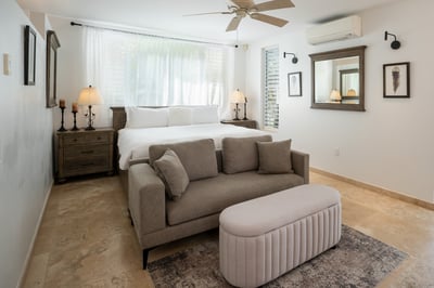 Luxury Villa Photo #47