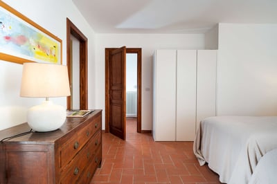 Luxury Villa Photo #30