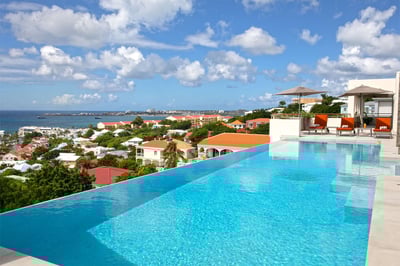 Luxury Villa Photo #3