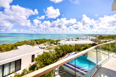 Luxury Villa Photo #18