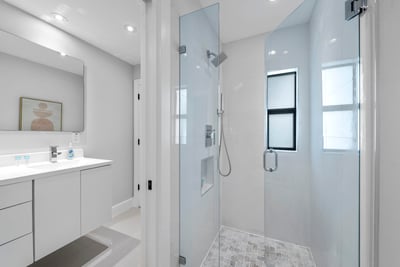 Luxury Villa Photo #42