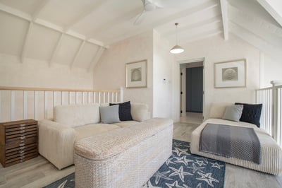 Luxury Villa Photo #25