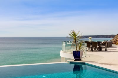 Luxury Villa Photo #5