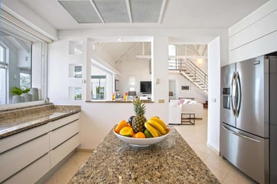 Luxury Villa Photo #12