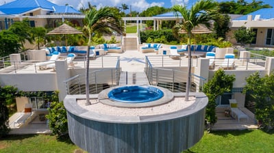 Luxury Villa Photo #10