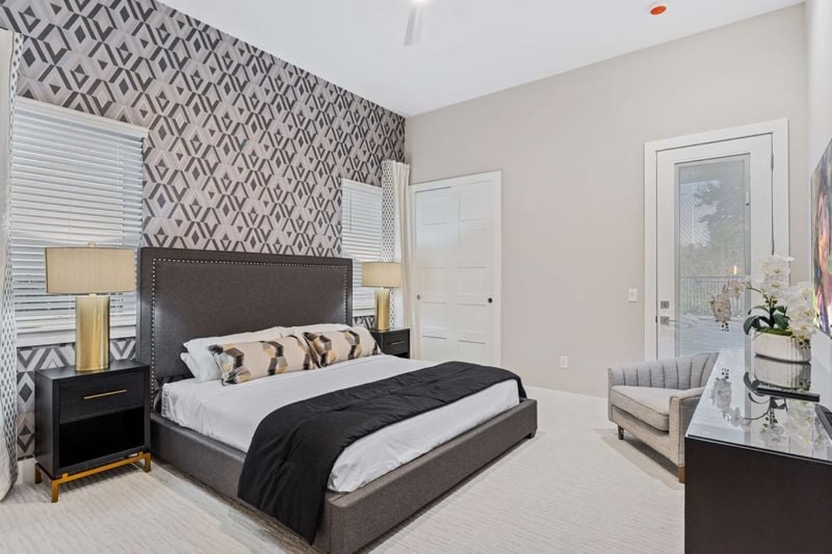 Paradise Palisade Estate