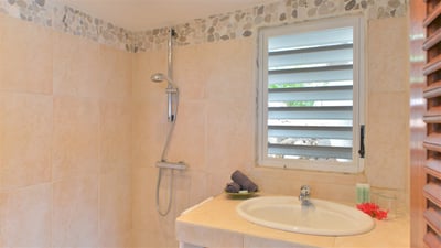 Luxury Villa Photo #32