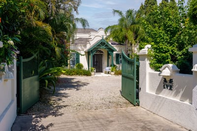 Luxury Villa Photo #27