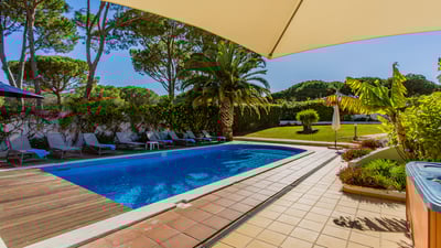 Luxury Villa Photo #11