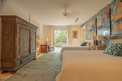 Luxury Villa Photo #34