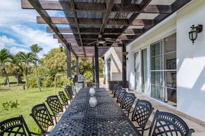 Luxury Villa Photo #18