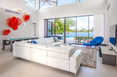 Luxury Villa Photo #7