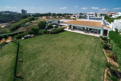 Luxury Villa Photo #15