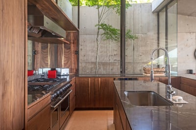 Luxury Villa Photo #18