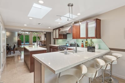 Luxury Villa Photo #12