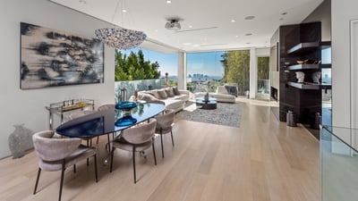 Luxury Villa Photo #14