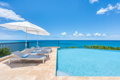 Luxury Villa Photo #4