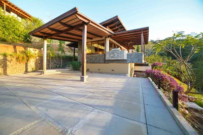 Plenty of space for your cars!